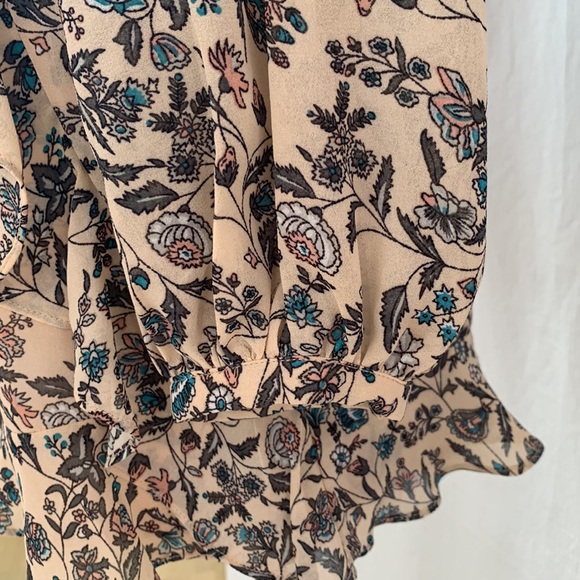 BARDOT Blush Floral Playsuit Size 10 - Picture 6 of 12